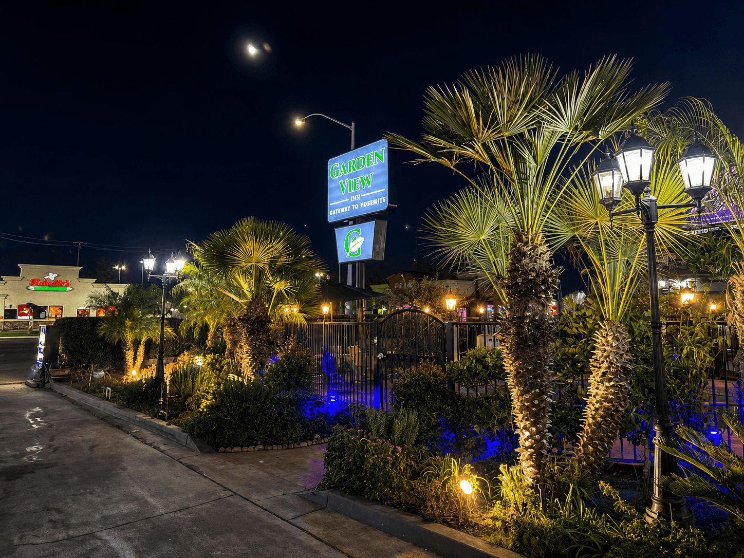 Garden View Inn Night Exterior and Garden